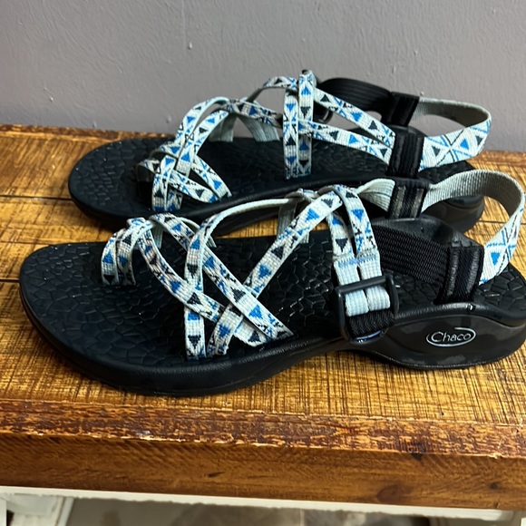 Chacos - Blue Aztec Pattern - Picture 2 of 6